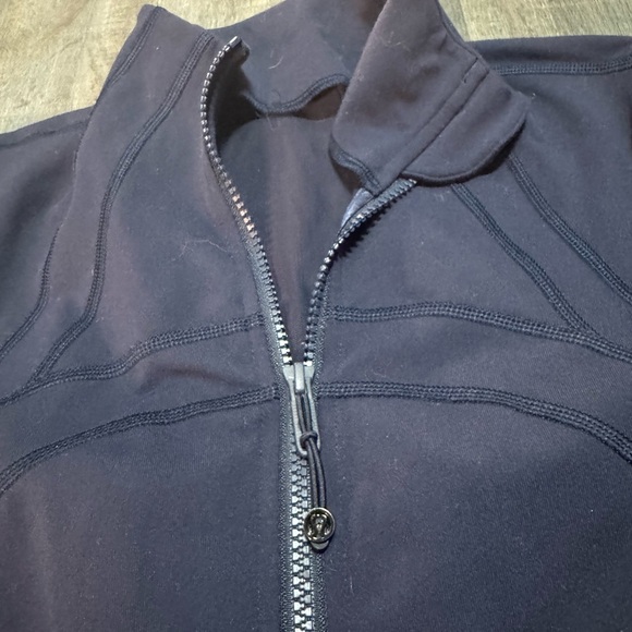 Lululemon Define Jacket - Picture 2 of 4